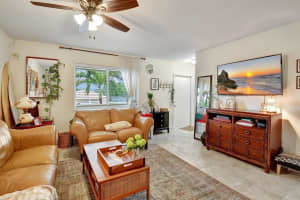 658 NE 6th Court I, Boynton Beach, FL 33435 Sold 03/17/25