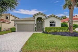 7137 Lake Island Drive, Lake Worth, FL 33467 Sold 10/03/24