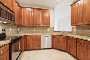 1561 SE Wilshire Place 102, Stuart, FL 34994 Sold 11/25/24