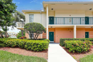 9102 W Myrtlewood Circle W, Palm Beach Gardens, FL 33418 Sold 12/05/24