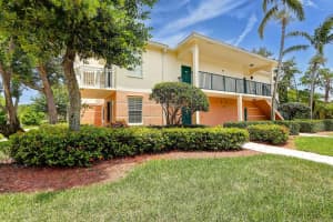 9102 W Myrtlewood Circle W, Palm Beach Gardens, FL 33418 Sold 12/05/24
