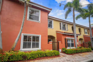 3136 Merrick Terrace 1806, Margate, FL 33063 Sold 08/26/24