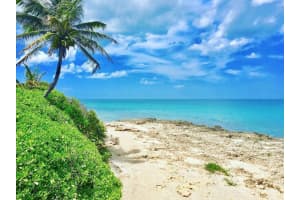 51 Aqua Ra Drive, Jensen Beach, FL 34957 Sold 03/17/25