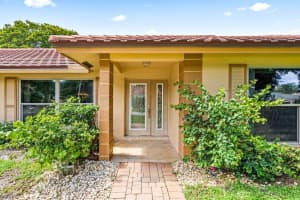 4581 S Lake Drive, Boynton Beach, FL 33436 Sold 07/25/24