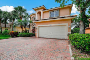 7358 NW 23rd Street, Pembroke Pines, FL 33024 Sold 07/29/24