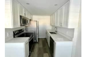 2080 Guildford E E, Boca Raton, FL 33434 Sold 04/17/25