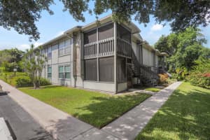 8195 SE Croft Circle 5, Hobe Sound, FL 33455 Sold 08/23/24