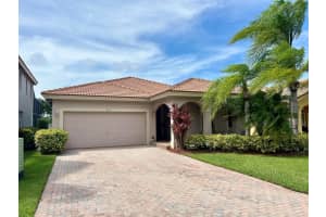 933 SE Fleming Way, Stuart, FL 34997 Sold 07/24/24