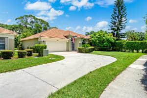 3023 Casa Rio Court, Riviera Beach, FL 33418 Sold 09/06/24