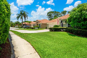 3023 Casa Rio Court, Riviera Beach, FL 33418 Sold 09/06/24