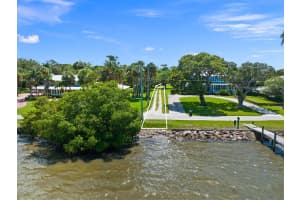 3233 N Indian River Drive, Fort Pierce, FL 34946 Sold 12/20/24