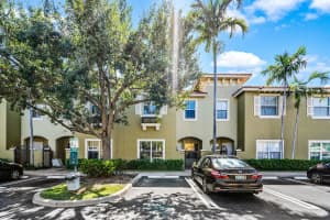 109 Lake Monterey Circle, Boynton Beach, FL 33426 Sold 08/29/24