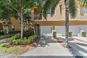 117 Lighthouse Circle C, Tequesta, FL 33469 Sold 08/19/24