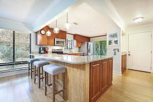 135 SE 7th Street, Deerfield Beach, FL 33441 Sold 08/05/24