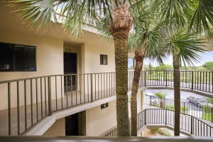 5340 Las Verdes Circle 324, Delray Beach, FL 33484 Sold 07/22/24