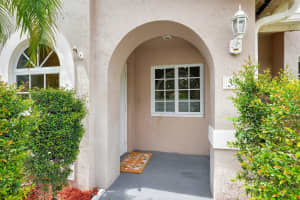 3175 Holiday Springs Boulevard 35, Margate, FL 33063 Sold 08/26/24