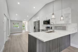 3175 Holiday Springs Boulevard 35, Margate, FL 33063 Sold 08/26/24