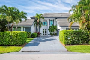 1 Beachway Drive, Ocean Ridge, FL 33435 Sold 12/02/24