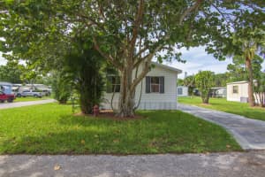 345 W Weatherbee Road, Fort Pierce, FL 34982 Sold 12/16/24