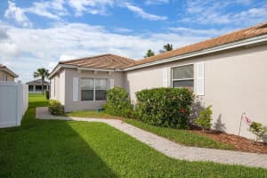 827 SW Rocky Bayou Terrace, Port Saint Lucie, FL 34986 Sold 08/29/24