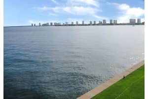 400 Wilma Circle 301, Riviera Beach, FL 33404 Sold 09/23/24