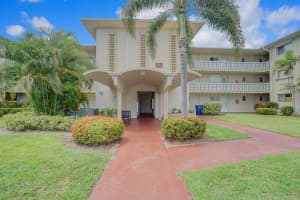 2616 N Garden Drive 202, Lake Worth, FL 33461 Sold 10/28/24
