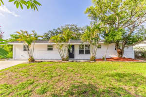 1476 NE Silver Maple Way, Jensen Beach, FL 34957 Sold 10/30/24