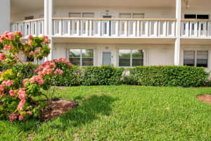 1033 Lyndhurst J N 1033, Deerfield Beach, FL 33442 Sold 09/16/24