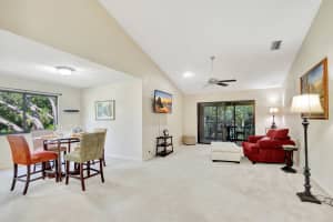 18 Lexington Lane W E, Palm Beach Gardens, FL 33418 Sold 11/12/24