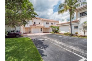 500 7th Square 202, Vero Beach, FL 32962 Sold 08/05/24