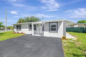 930 SW 11 Avenue, Delray Beach, FL 33444 Sold 10/24/24
