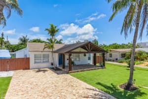 145 Alhambra Place, West Palm Beach, FL 33405 Sold 12/17/24