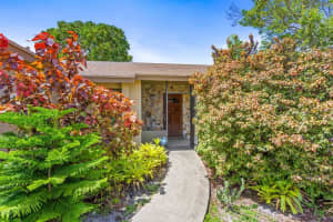 10621 Greenbriar Court, Boca Raton, FL 33498 Sold 08/23/24