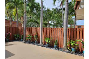 1525 Augusta Circle 111, Delray Beach, FL 33445 Sold 08/22/24