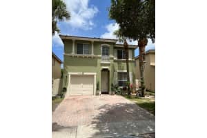 4420 Lake Lucerne Circle, West Palm Beach, FL 33409 Sold 09/09/24