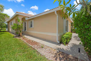 110 Prestige Drive, Royal Palm Beach, FL 33411 Sold 09/09/24