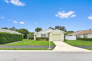1271 Slash Pine Circle, West Palm Beach, FL 33409 Sold 08/16/24