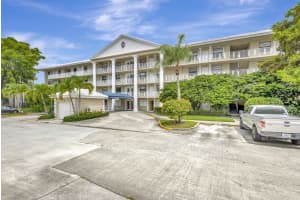 3521 Village Boulevard 302, West Palm Beach, FL 33409 Sold 11/07/24