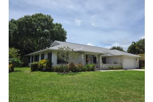 8144 SE Cypress Point Place, Hobe Sound, FL 33455 Sold 08/26/24