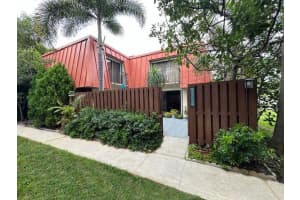 3201 Meridian Way S Unit D, Palm Beach Gardens, FL 33410 Sold 09/20/24