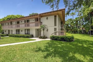 106 Brackenwood Road, Palm Beach Gardens, FL 33418 Sold 11/04/24