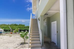 53 Coral Lane, Marathon, FL 33051 Sold 11/25/24