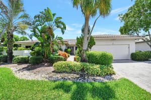 22 Bristol Lane, Boynton Beach, FL 33436 Sold 03/17/25