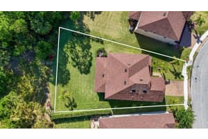 687 NE Moss Rose Place, Port Saint Lucie, FL 34983 Sold 08/27/24