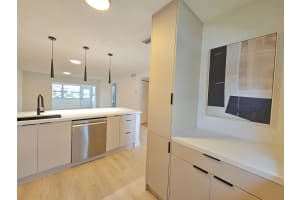 861 Worcester Lane, Lake Worth, FL 33467 Sold 10/04/24