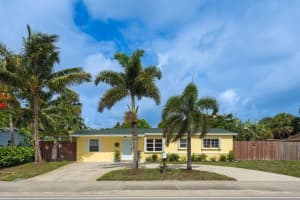 2851 N Seacrest Boulevard, Boynton Beach, FL 33435 Sold 09/27/24