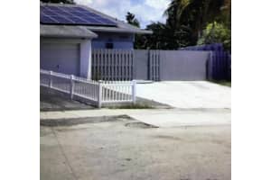 5233 NW 6th Street, Delray Beach, FL 33445 Sold 08/15/24