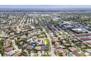 1334 Caribbean Way, Lantana, FL 33462 Sold 04/23/25