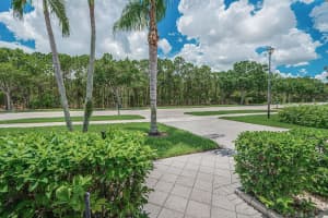 726 SW Lake Charles Cir Circle, Port Saint Lucie, FL 34953 Sold 08/23/24