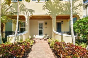 124 W Bay Cedar Circle, Jupiter, FL 33458 Sold 07/26/24